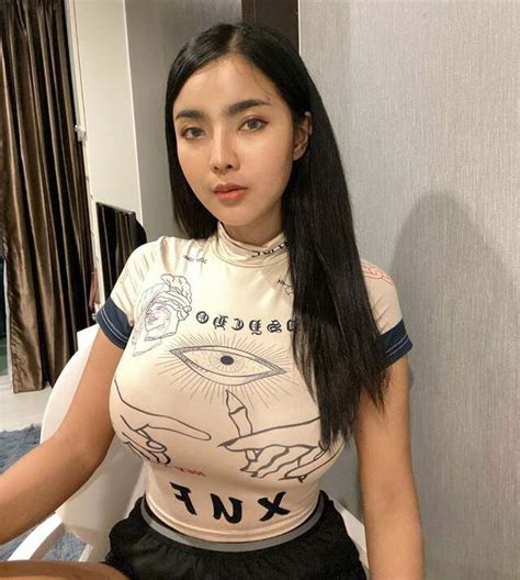 Top 10 Thai OnlyFans & Hottest Thai Girl OnlyFans